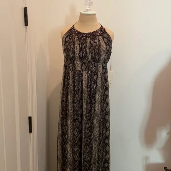 Willow and Clay Dress Willow and Clay Dress